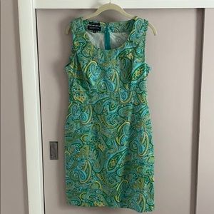 Jones New York Sleeveless dress blue green…